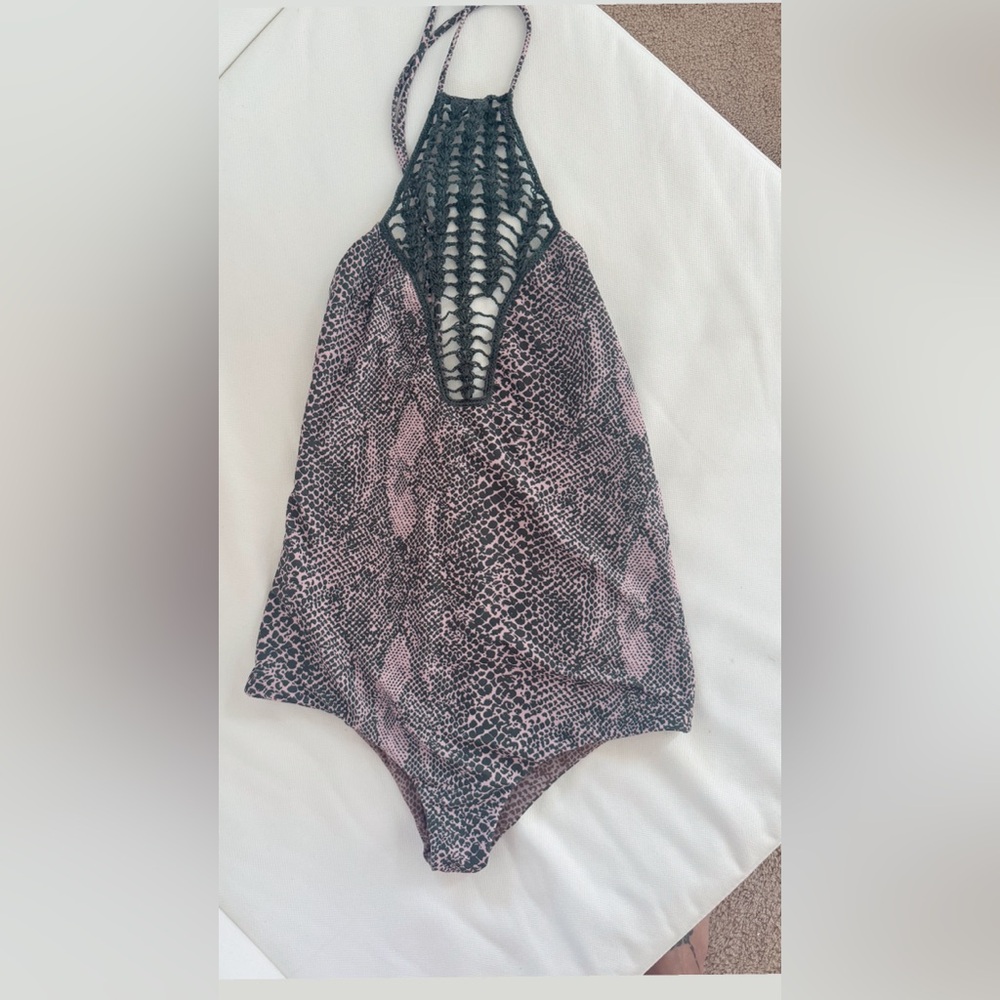 Acacia Swim